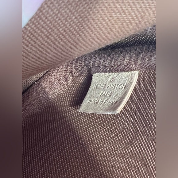 Louis Vuitton Small Pochette - Picture 16 of 17
